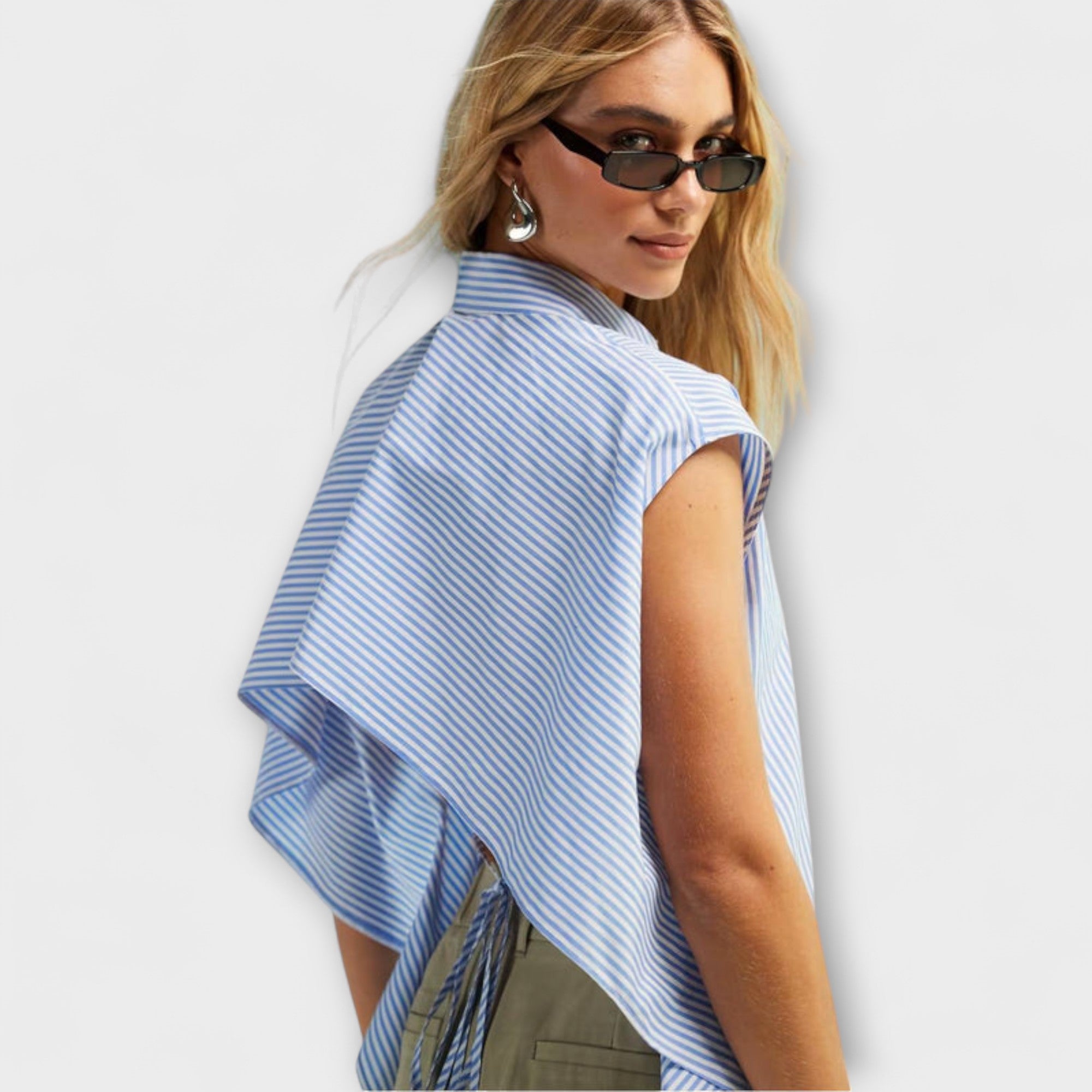 Leona | Uten Ermer Stripete Topp