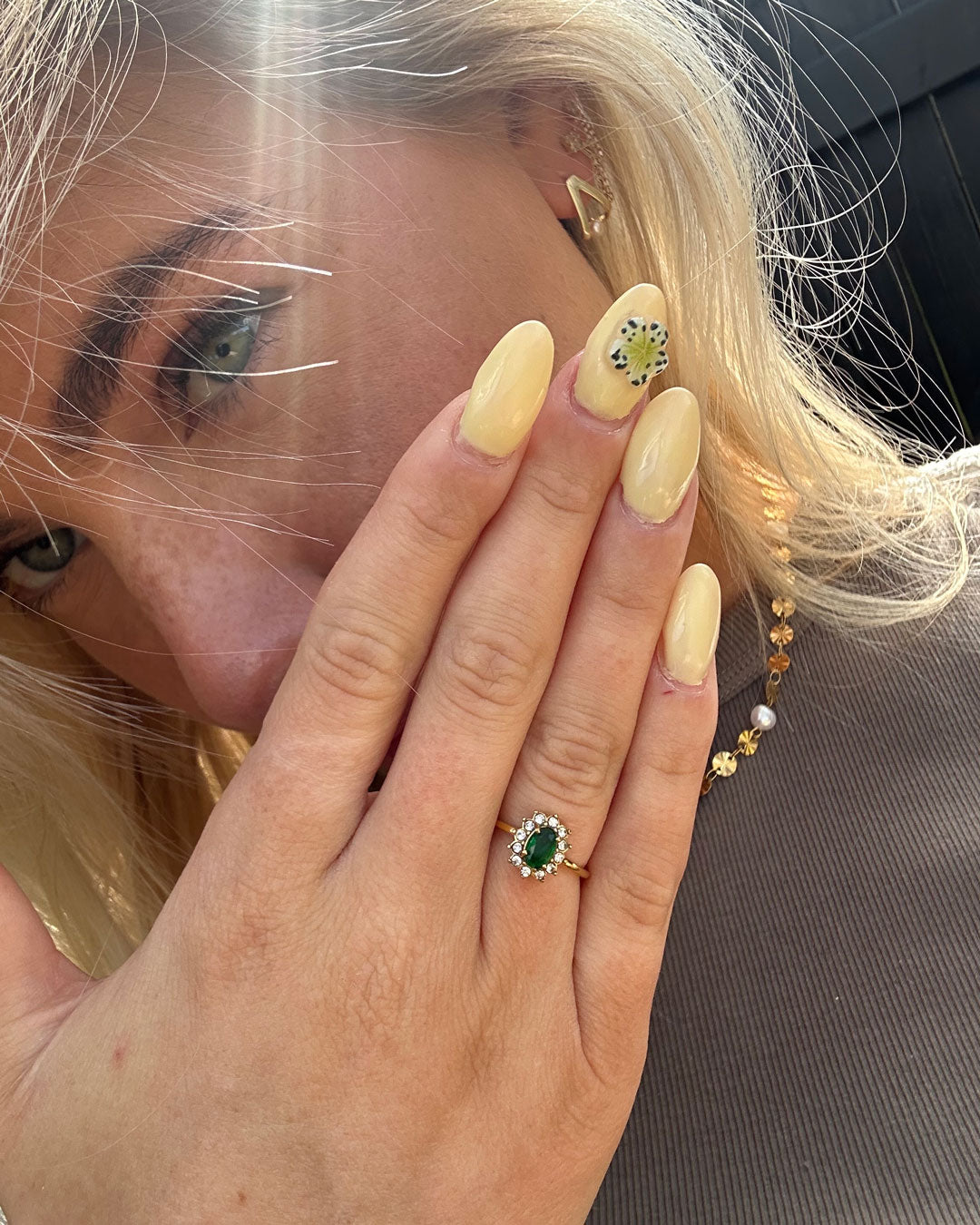 Amaryelle | Grønn Zirkonia Ring 18K Gull