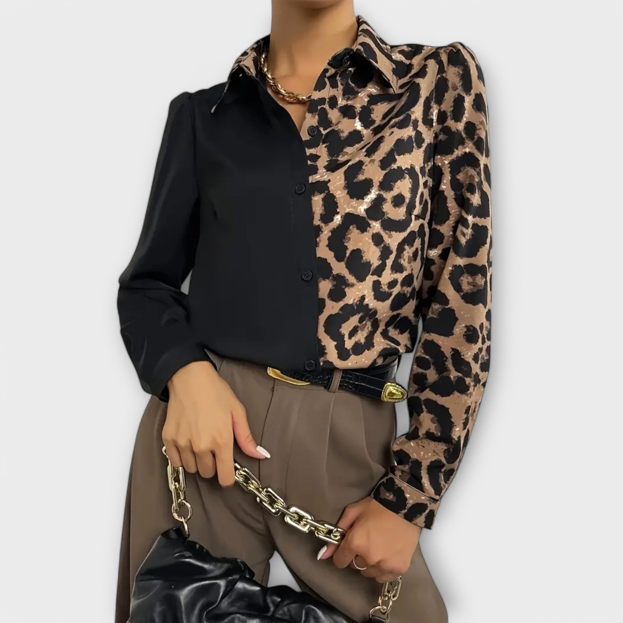 Enkel og Stilig Leopardbluse
