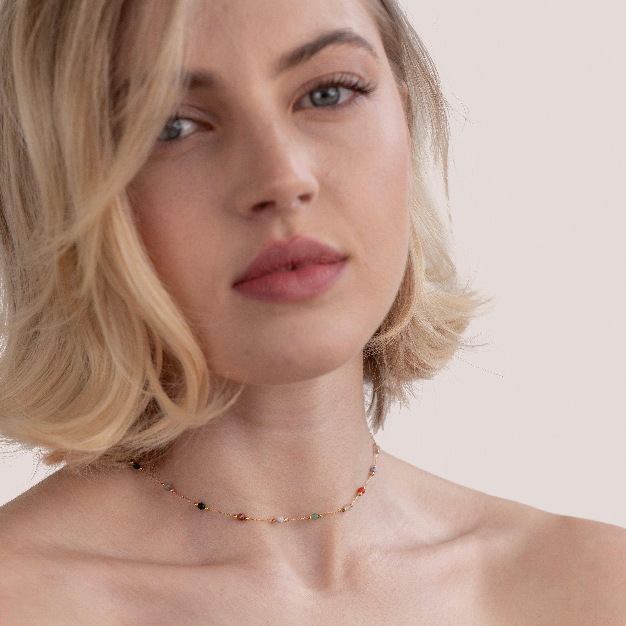 Alva | Stenhalsband