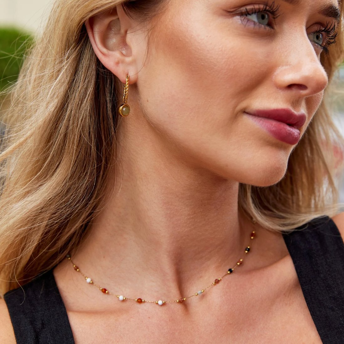 Alva | Stenhalsband