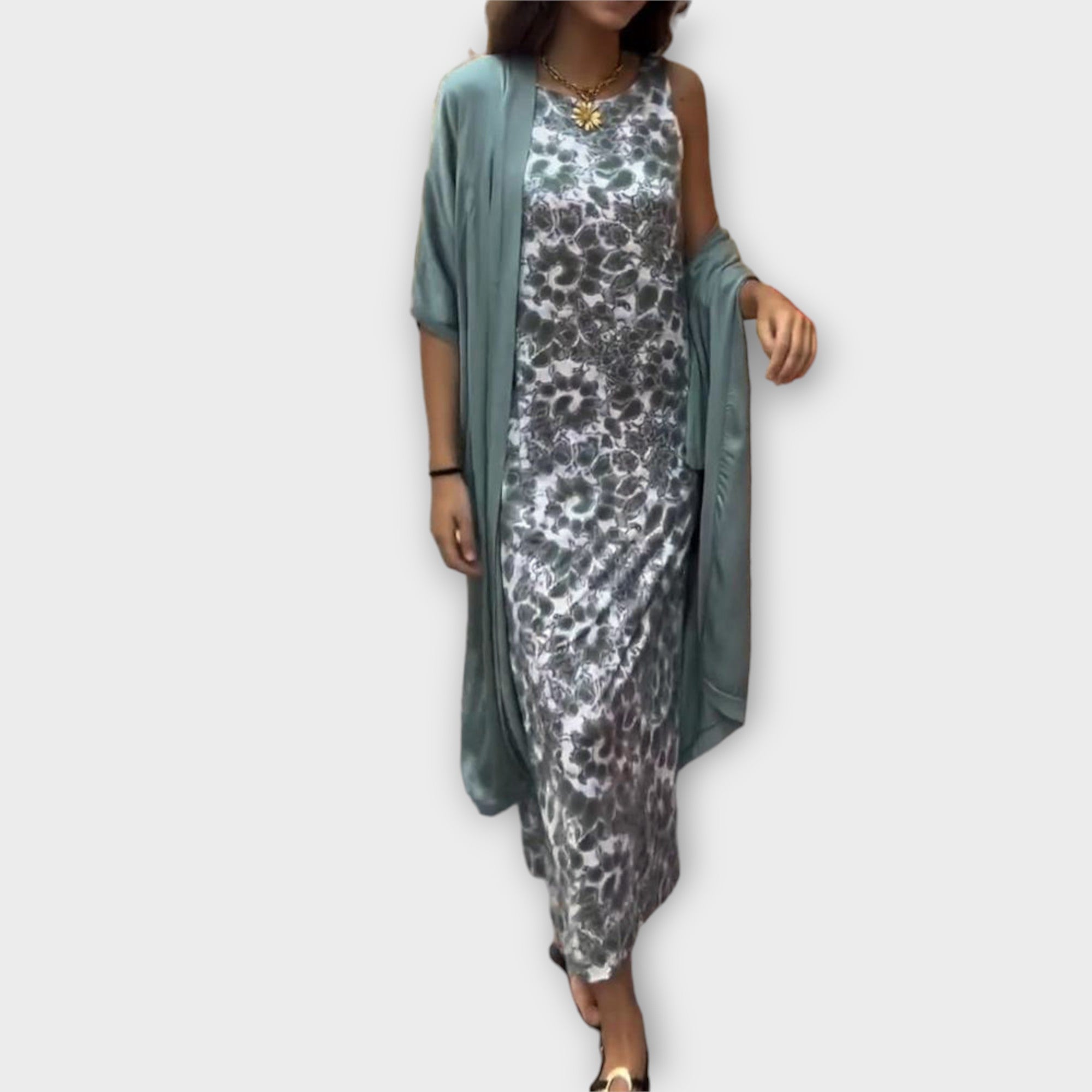 Viviana | Elegant To|Delt Ensemble