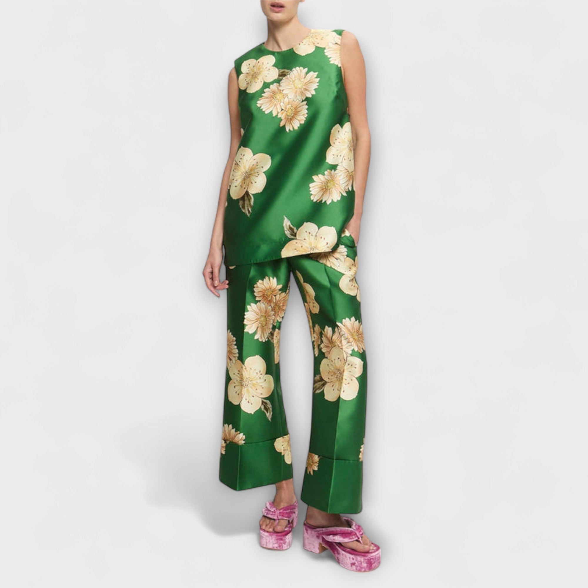 Clea | Sage Uten Ermer Buksedress
