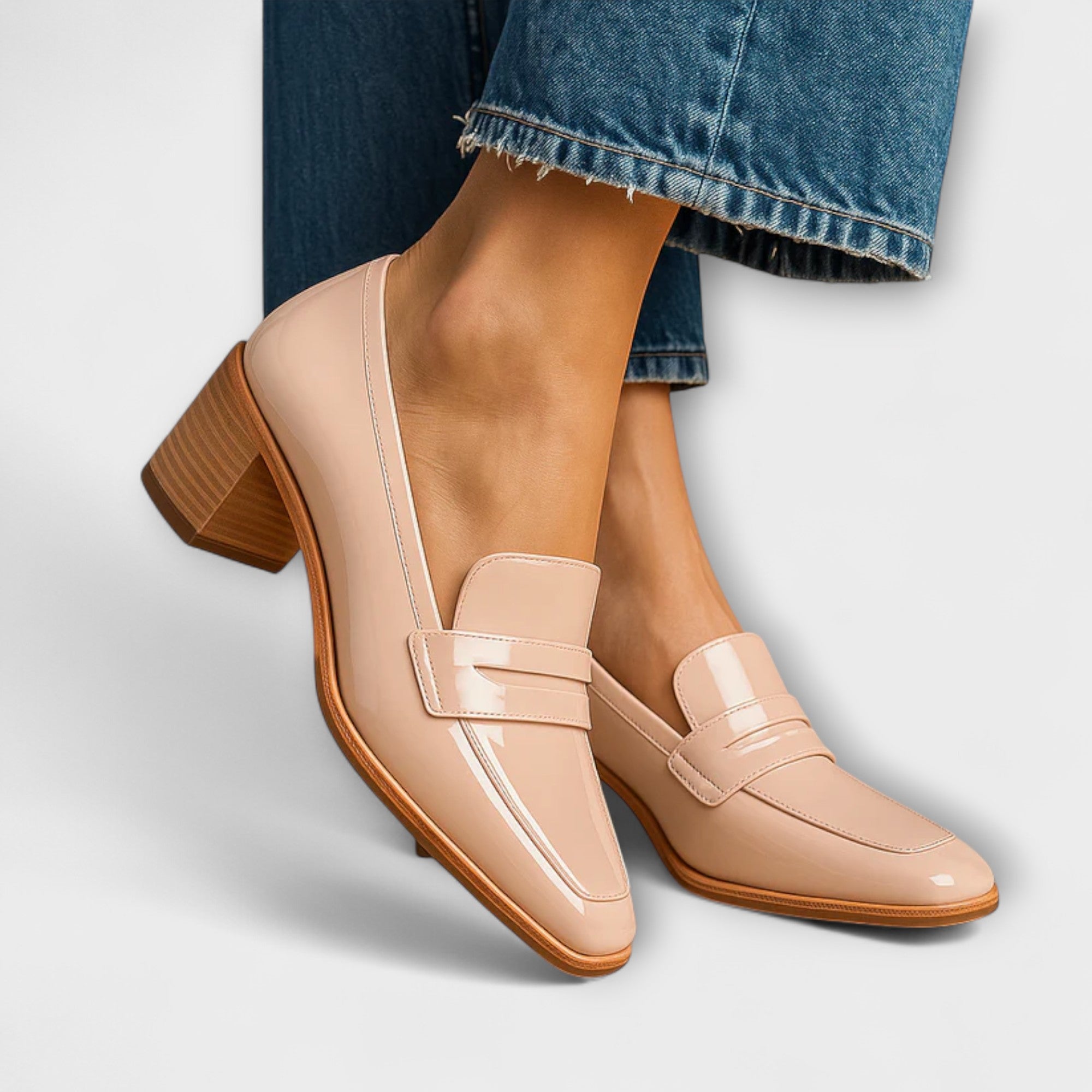 Stella| Nude Blokkhæl Loafers
