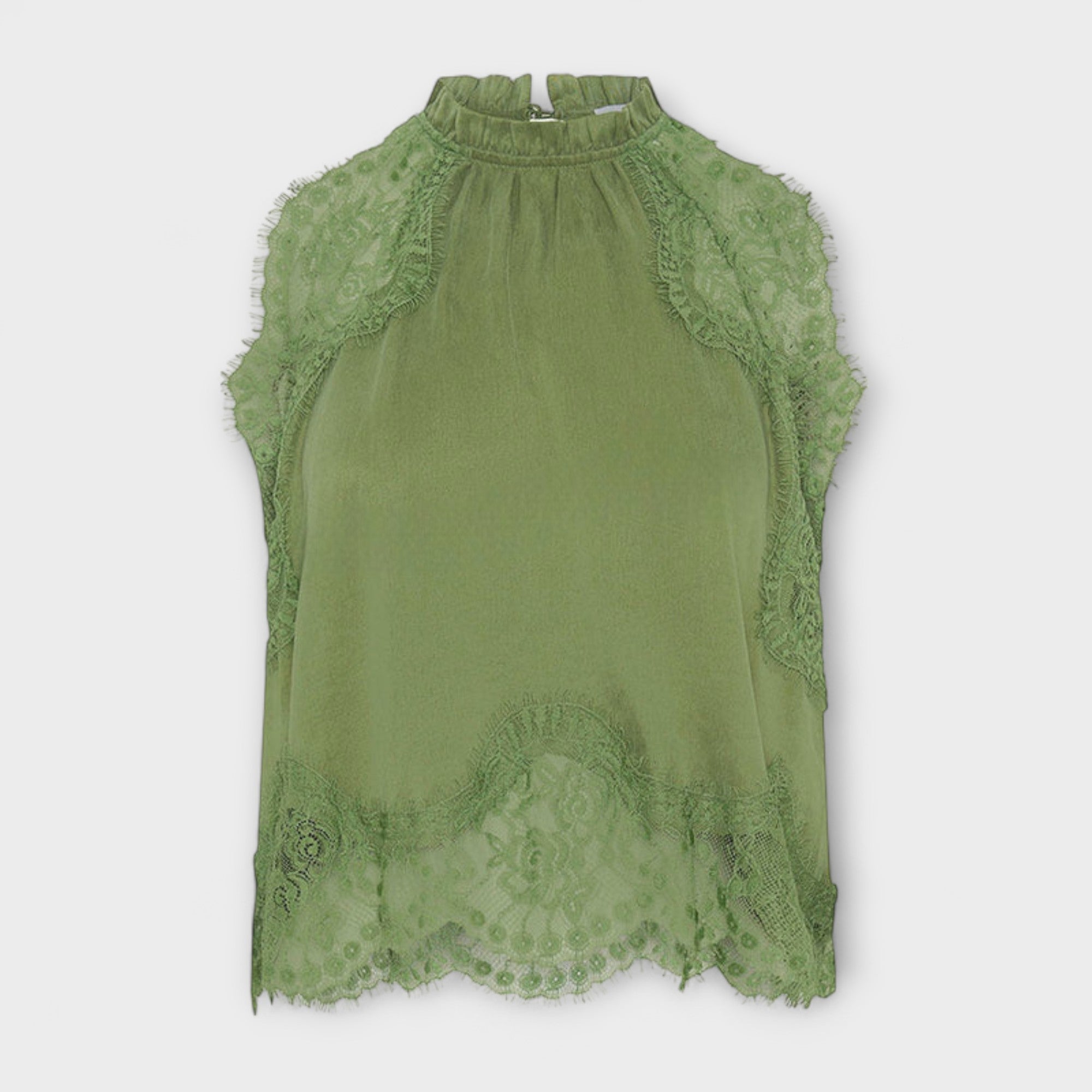 Kaia | Satengbluse med Blondekant og Plisserte Utringning