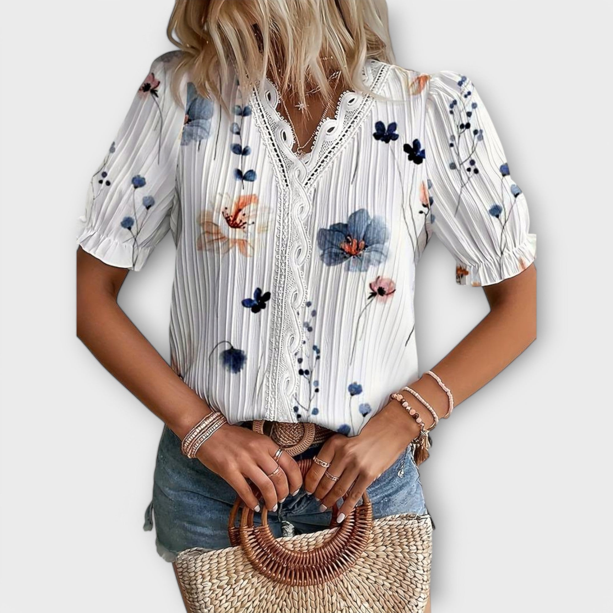 Emily | Fashionabel Bluse med V-hals