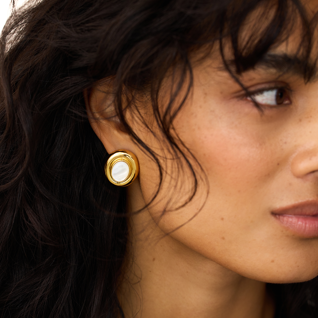 Ameliyana | Stud Øredobber 18k Gull