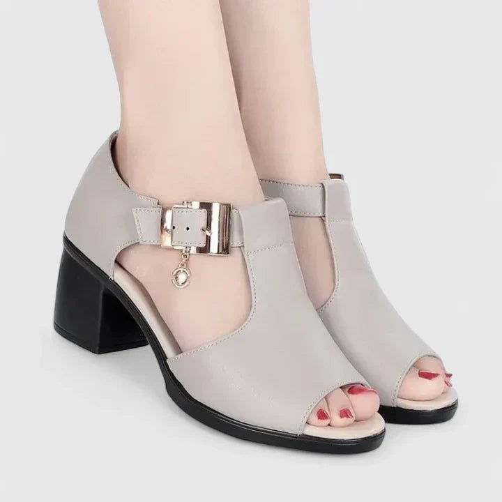 Lyzanne | Elegante Sandaler