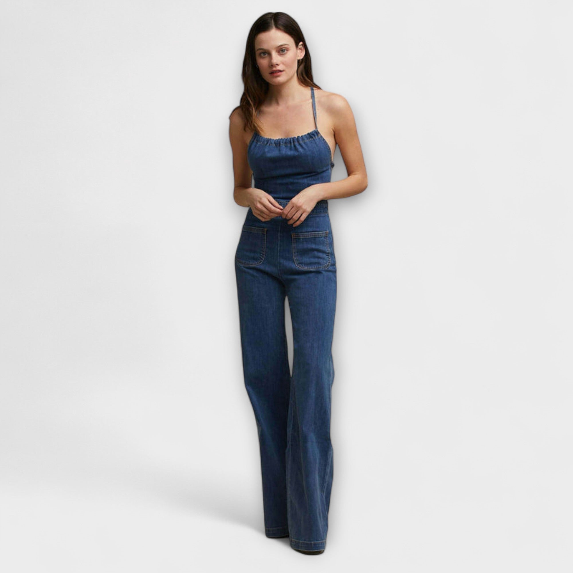 Julie | Flared Denim Jumpsuit med Knytedetalj