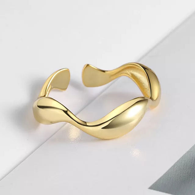 Carisseya | Bølge Ring 18K Gull