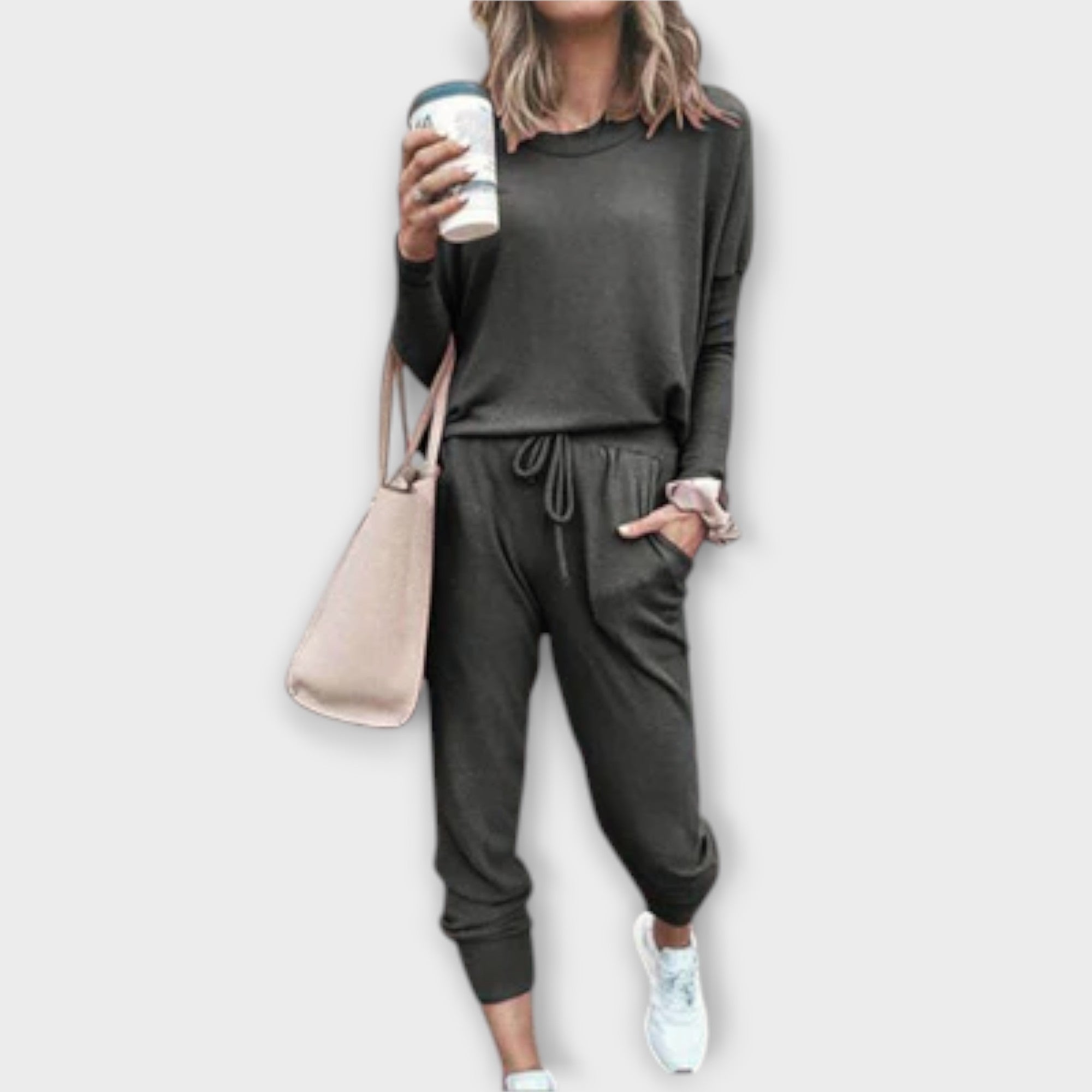 Claire | Uformell To|Dels Sett
