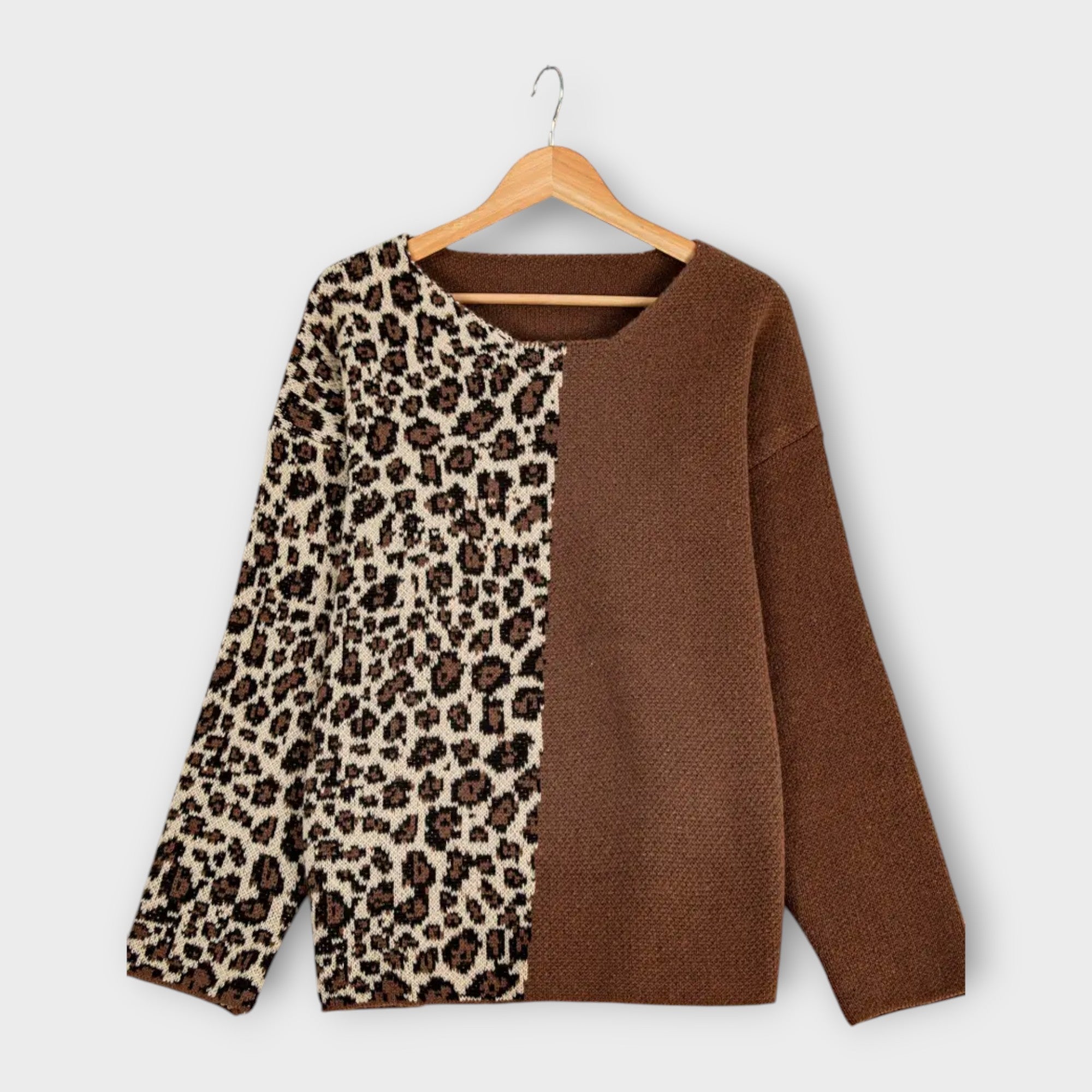 Marina | Uformell Genser med Leoparddesign