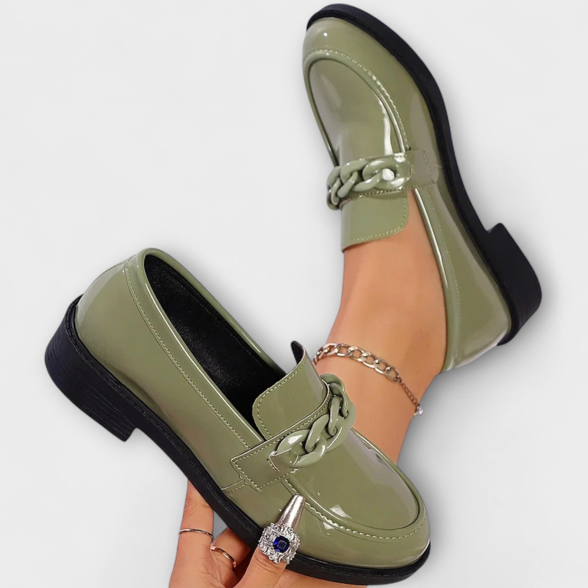 Lina | Patent Kjede Loafers