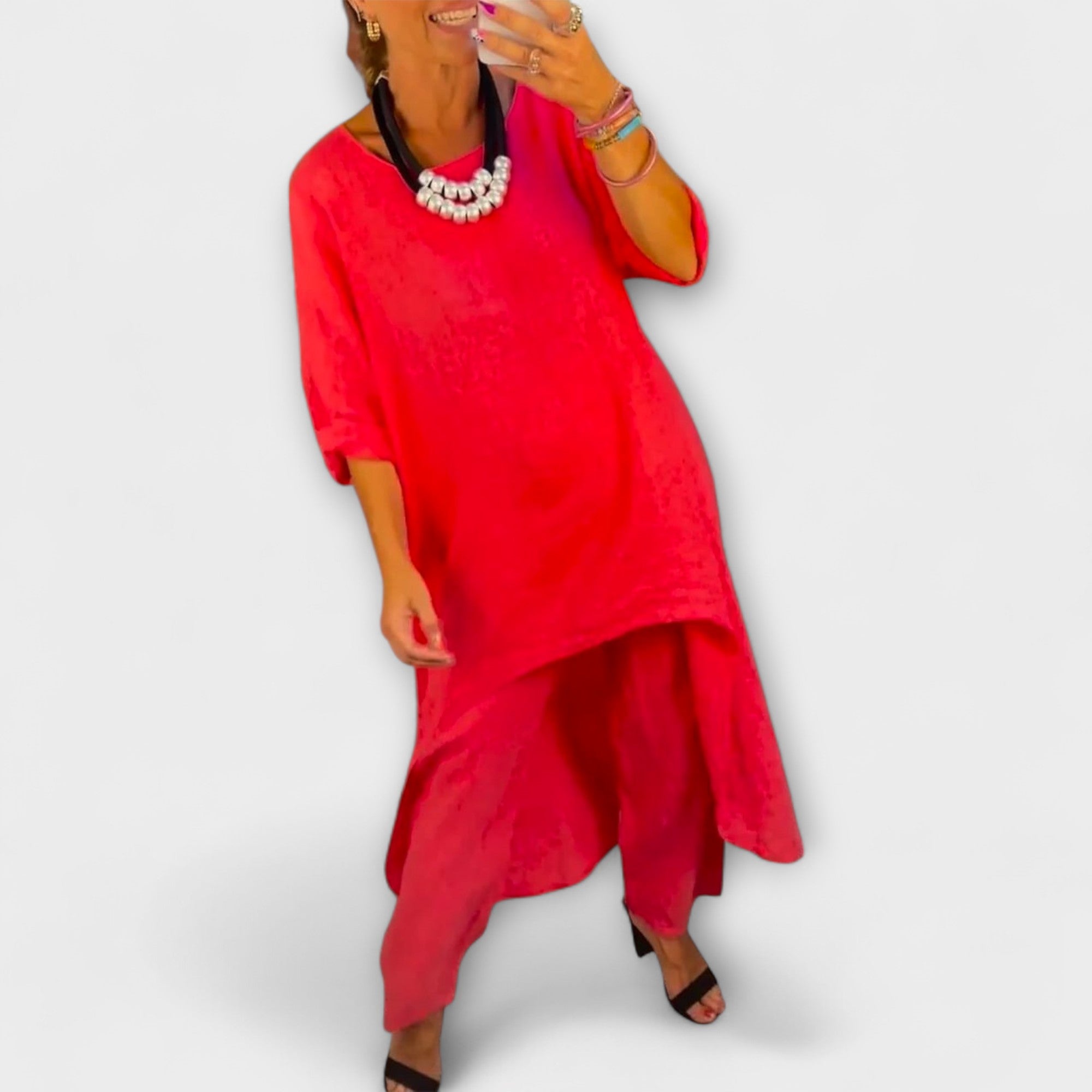 Tabea | Lin Dress med Rund Uringning