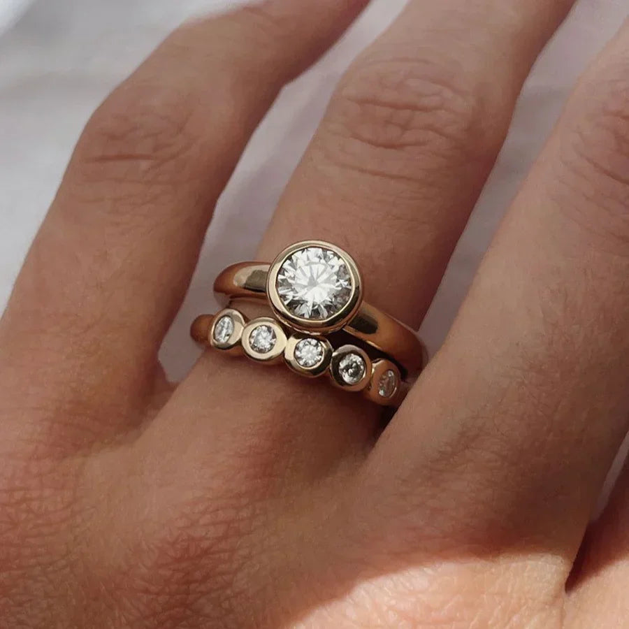 Solfrid | Gull Dobbel Ring med Diamanter