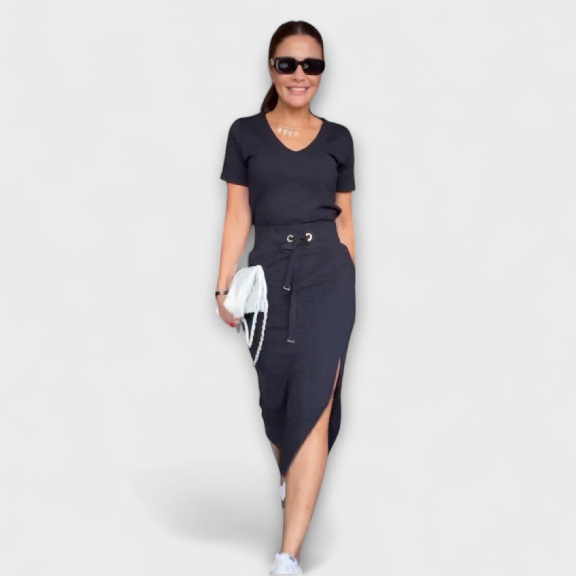 Danielle | Elegant V|Hals Topp med Skjørt