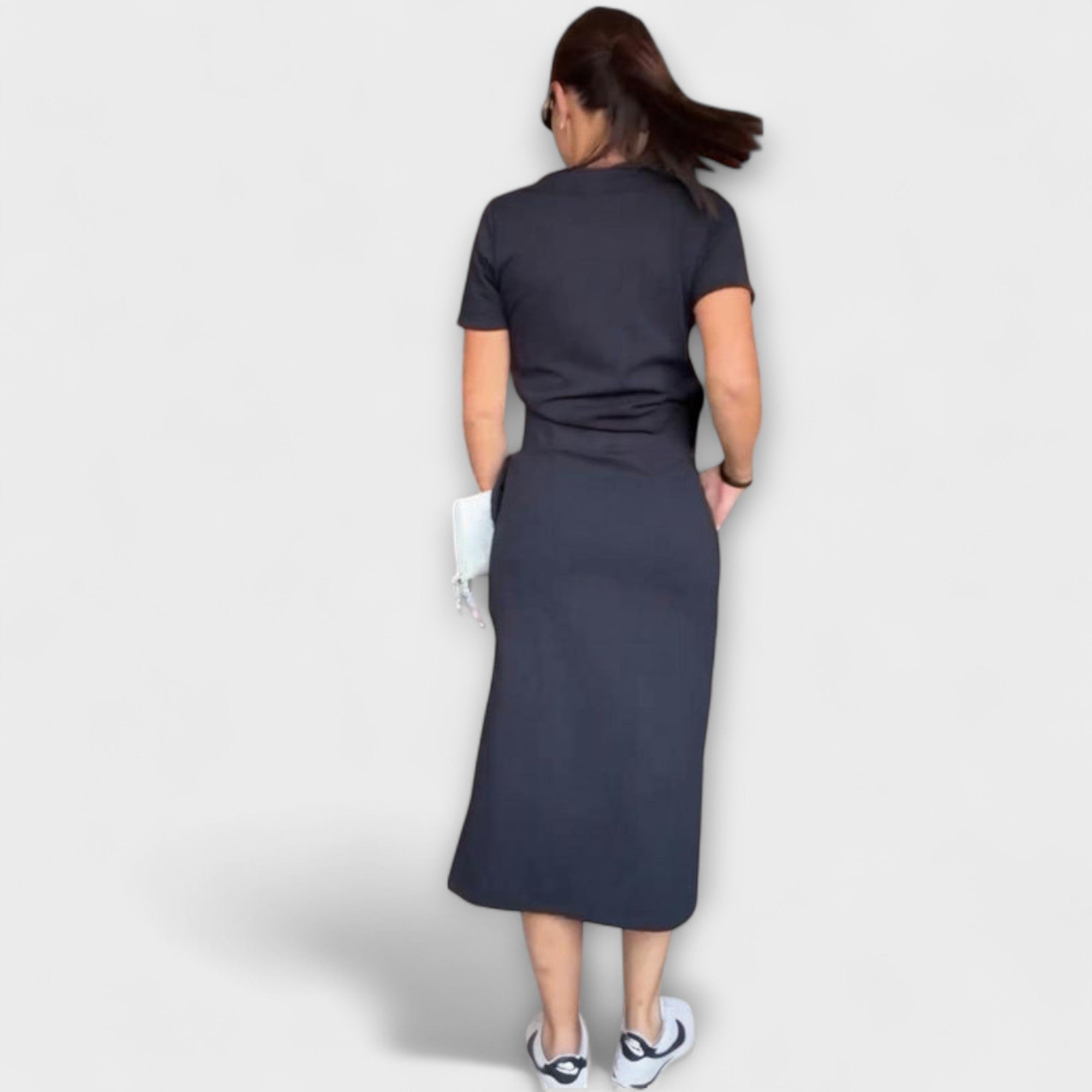 Danielle | Elegant V|Hals Topp med Skjørt